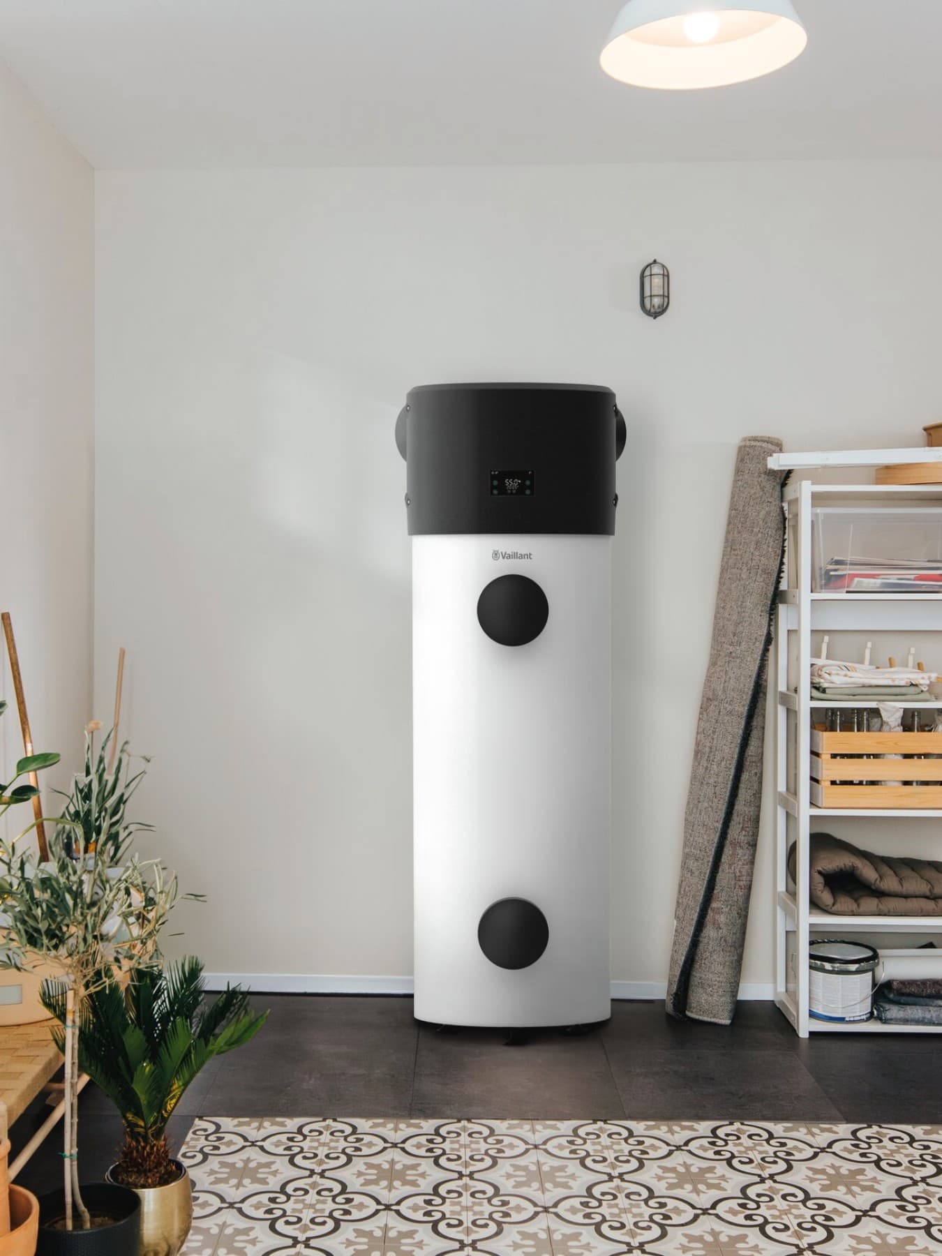 Vaillant aroSTOR plus melegvíz-hőszivattyú a mosókonyhában