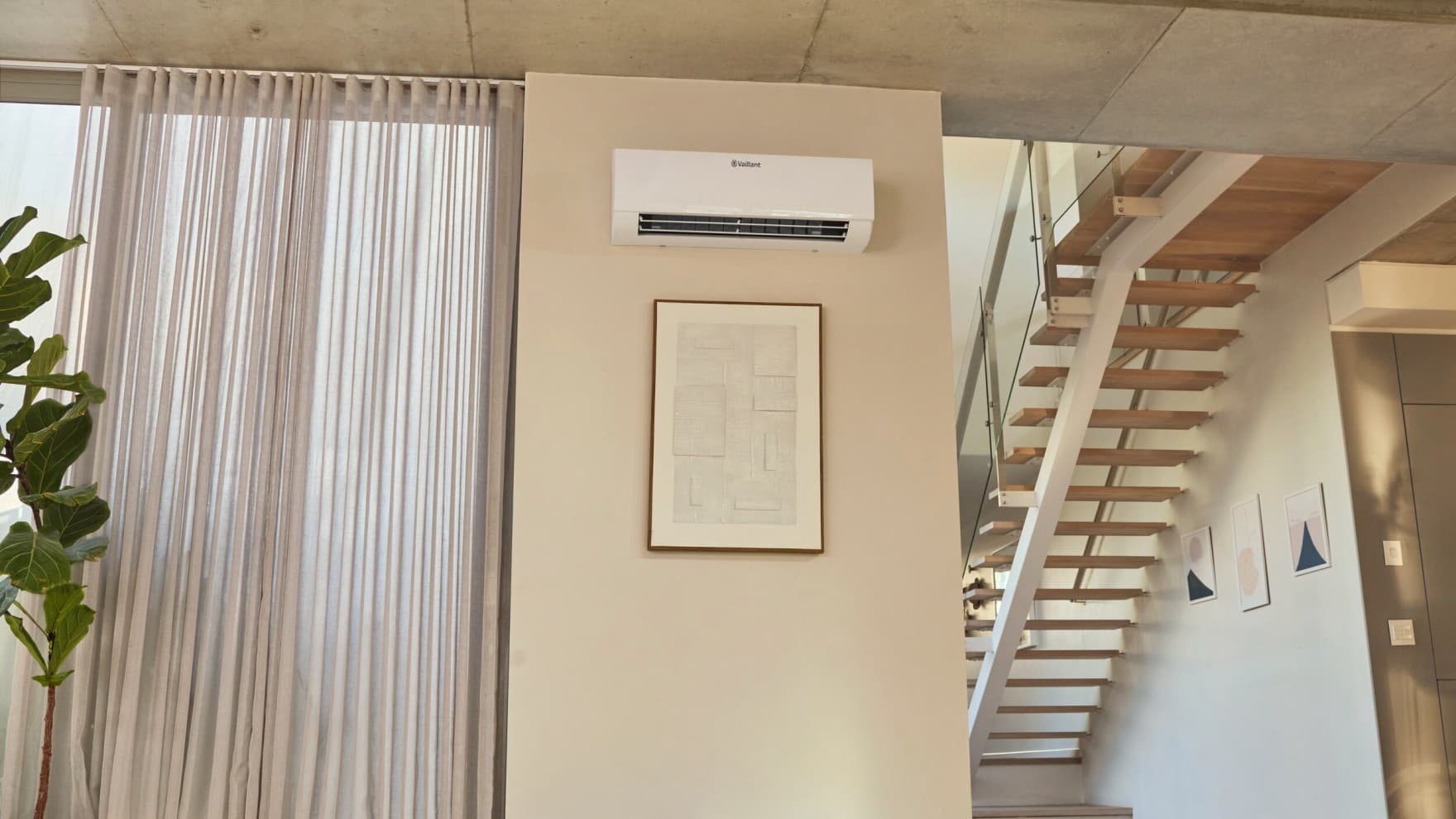 Fali ventilátoros konvektor aroVAIR pro
